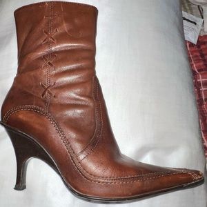 ‼️SOLD ON EBAY ‼️STUNNING BAKERS ANKLE BOOTS